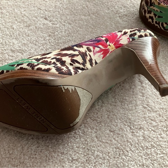 Nine West heels w/ animal print and tropical floral print Roberto-Cavalli Gucci - Picture 3 of 7